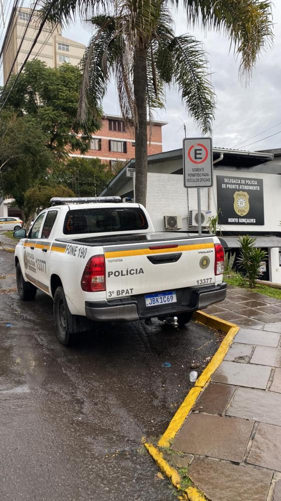 Em uma hora, dois foragidos da Justiça são presos em Bento Gonçalves