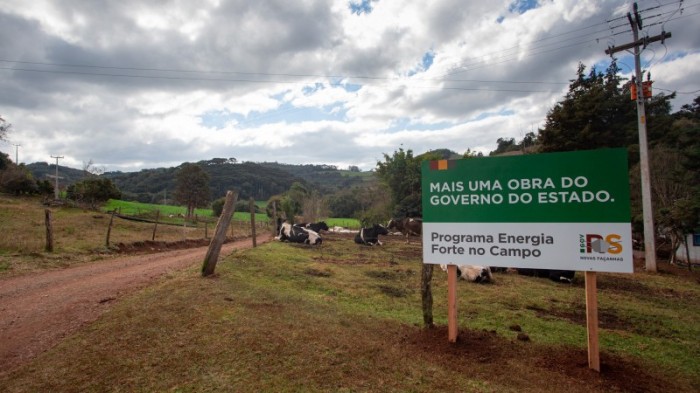 Programa, lançado em 2019, prevê a melhoria das redes de distribuição de energia elétrica no meio rural -Foto: Arquivo Secom