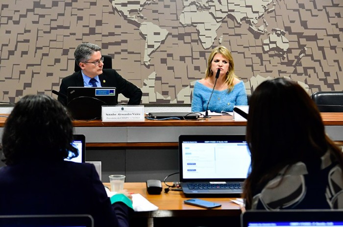 Alessandro Vieira preside comissão da MP 1.174, que tem a deputada Flávia Morais como relatora - Foto: Waldemir Barreto/Agência Senado