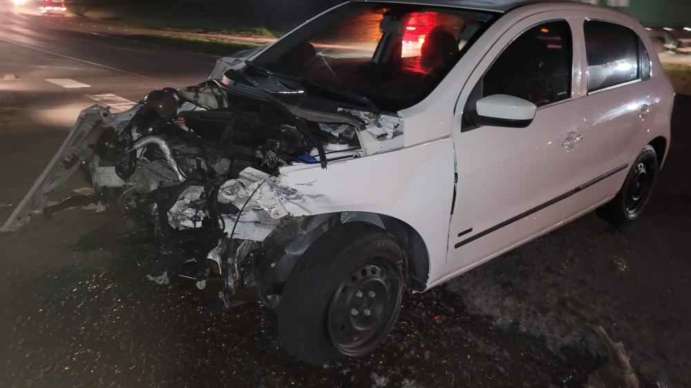 Três veículos se envolvem em acidente de trânsito no trevo de Farroupilha