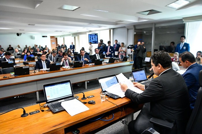 Votação da reforma tributária será no dia 4 de outubro, prevê cronograma aprovado pela CCJ - Foto: Geraldo Magela/Agência Senado