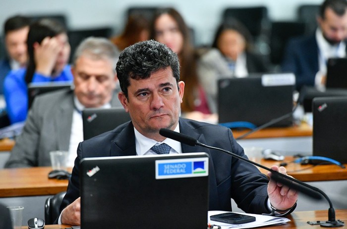 Sérgio Moro é autor do substitutivo ao projeto de Leila Barros, que segue para a Câmara dos Deputados - Foto: Geraldo Magela/Agência Senado
