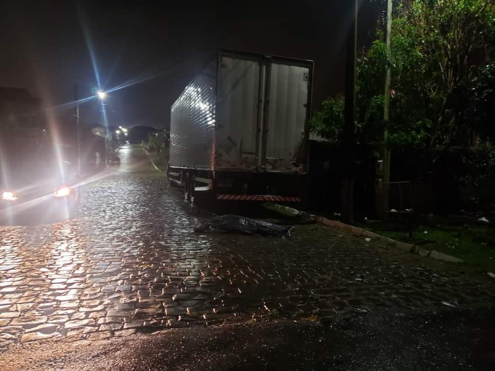 Homem é morto por disparos de arma de fogo em Garibaldi