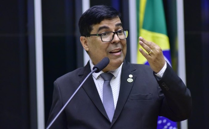 Prof. Paulo Fernando: Senado melhorou texto aprovado em 2019 pela Câmara - (Foto: Zeca Ribeiro / Câmara dos Deputados)