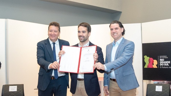 Evento contou com retomada do A Casa é Sua, assinatura de decreto sobre regularização fundiária e lançamento do Regulariza, Tchê -Foto: Maurício Tonetto/Secom