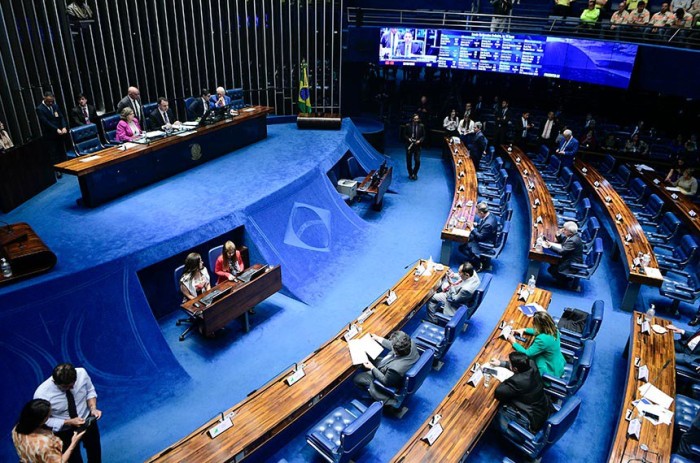 Texto aprovado no Plenário estabelece que biênio será instituído nos dois anos subsequentes à publicação da lei - Foto: Pedro França/Agência Senado