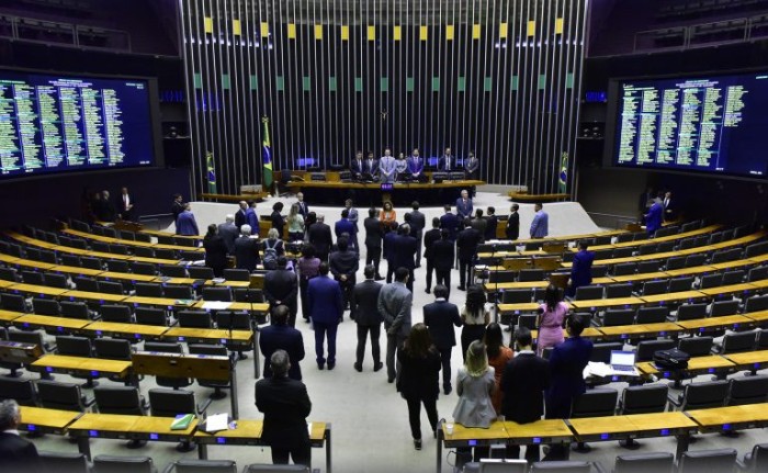 Deputados em sessão do Plenário - (Foto: Zeca Ribeiro/Câmara dos Deputados)