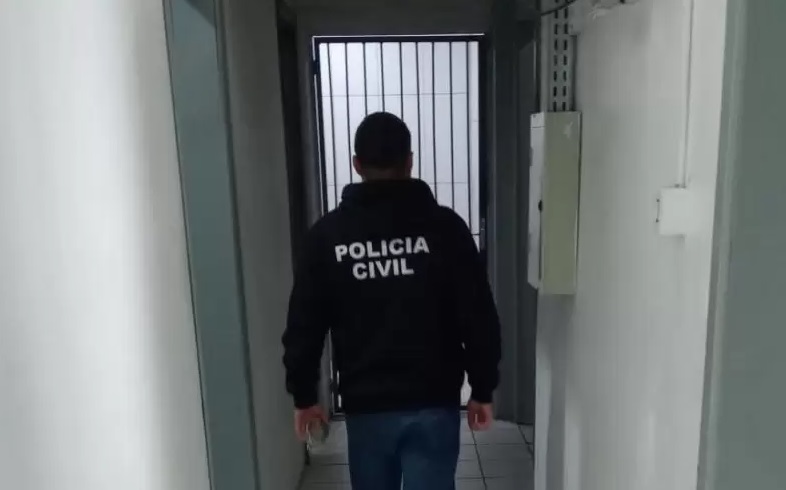 Vizinhos do apartamento contaram que ouviram pedidos de socorro, mas ninguém denunciou à polícia. Crédito: Divulgação/Polícia Civil