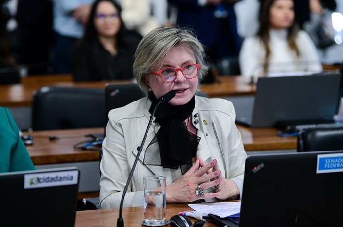 Margareth Buzetti apresentou o relatório de Nelsinho Trad - Foto: Pedro França/Agência Senado