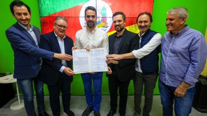 Na solenidade, participantes valorizaram união de esforços entre Estado e município para finalização da obra -Foto: Gustavo Mansur/Secom