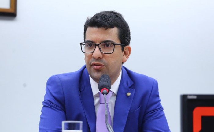 Marcelo Queiroz: proposta traz luz a um tema até então negligenciado - (Foto: Vinicius Loures/Câmara dos Deputados)
