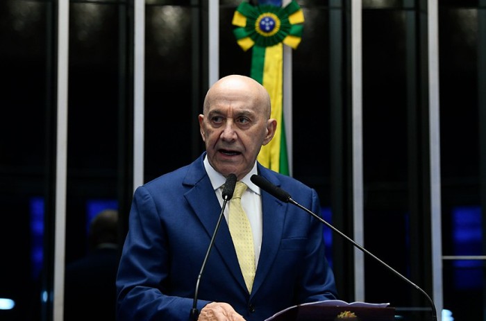 Confúcio Moura: é preciso romper com a mesmice, o atraso e o retrocesso - Foto: Marcos Oliveira/Agência Senado