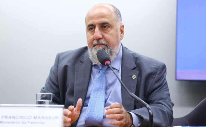 José Francisco Mansur sinalizou possibilidade de alíquota ficar abaixo dos 18% - (Foto: Vinicius Loures / Câmara dos Deputados)