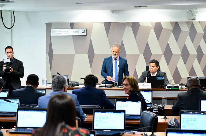 A PEC 38/2022, de Rogério Carvalho, tem relatório favorável de Jorge Kajuru e volta para a deliberação do Plenário - Foto: Geraldo Magela/Agência Senado