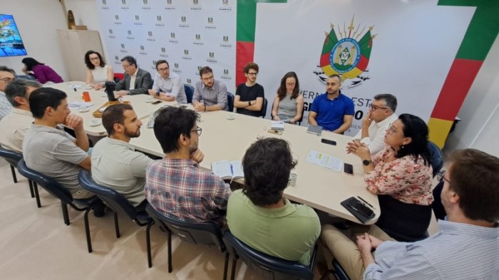 No encontro, pesquisadores da UFGRS apresentaram estimativa de áreas urbanas inundadas durante a enchente no Vale do Taquari -Foto: Vanessa Trindade/Ascom Sema