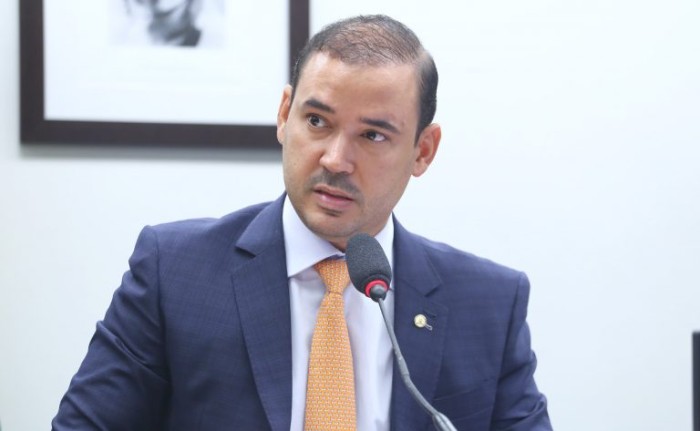 Deputado Vicentinho Júnior é favorável à obra - (Foto: Vinicius Loures / Câmara dos Deputados)
