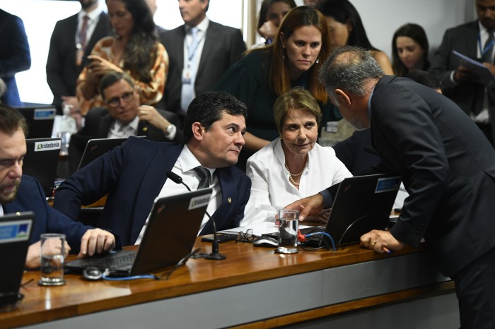 Moro, relator, (ao centro): os dados sobre a violência doméstica seguem alarmantes - Foto: Roque de Sá/Agência Senado