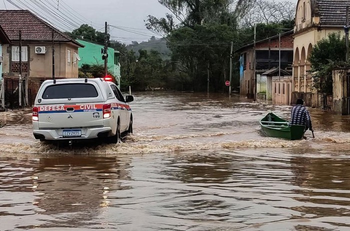 Entes federados terão regras fiscais flexibilizadas até 31 de dezembro de 2024 para ajudar a enfrentar a situação de calamidade - Foto: Defesa Civil/RS