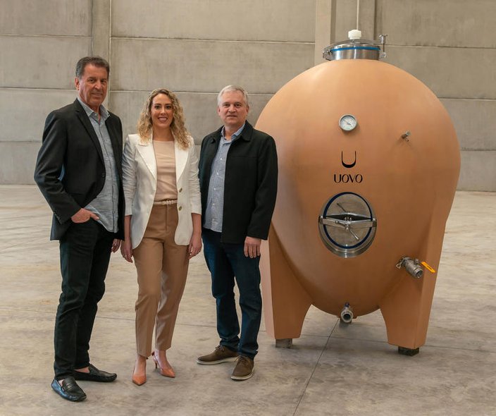 Ovo de concreto tem capacidade para receber até 1,5 mil litros de vinho - Foto: Wagner Meneguzzi/Divulgação 