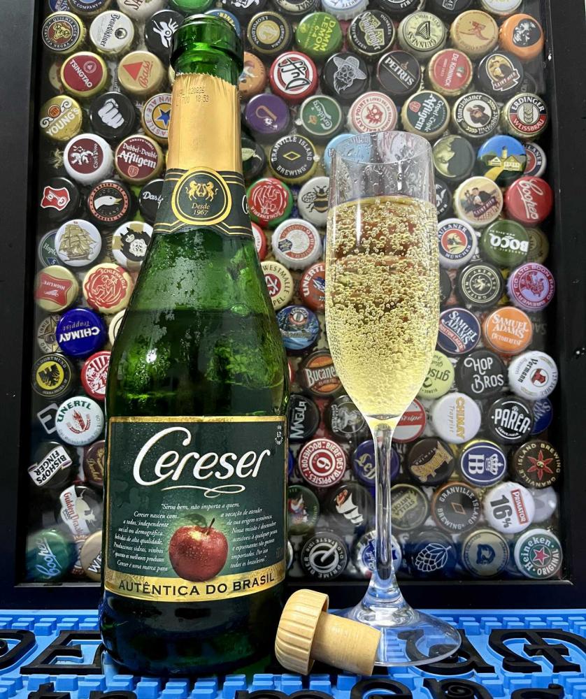 Alerta: Anvisa suspende e manda recolher garrafas da Sidra Cereser
