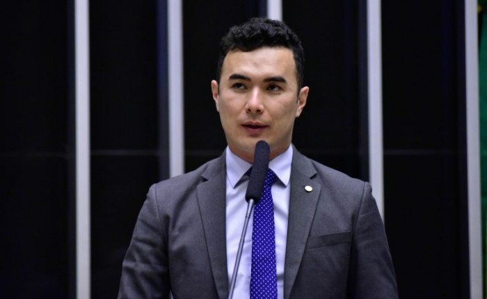 O autor da proposta, deputado Pedro Aihara - (Foto: Zeca Ribeiro / Câmara dos Deputados)