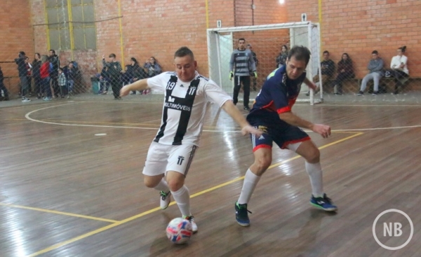 Tuiuty e São Pedro disputam a liderança nos Veteranos pelo Colonial de Futsal