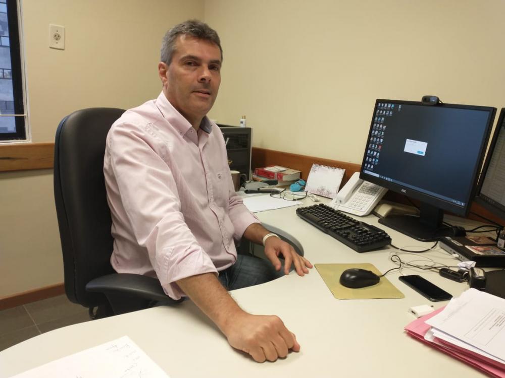 MP compara casas temporárias no Vale do Taquari com celas de presídio