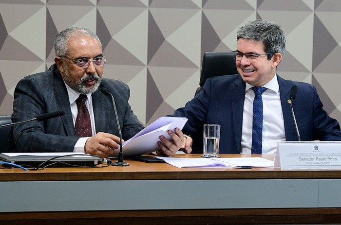 Paim relatou o projeto de Randolfe Rodrigues - Foto: Pedro França/Agência Senado