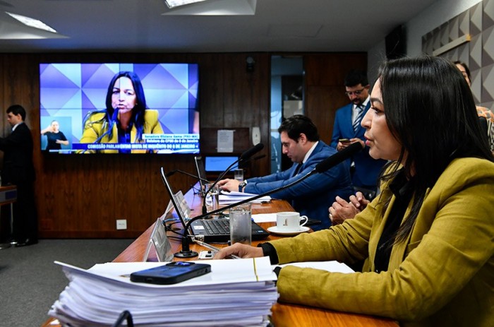 Eliziane: ativas e operantes, as milícias digitais fazem da retórica do ódio o seu meio e das fake news, o seu objeto - Foto: Geraldo Magela/Agência Senado
