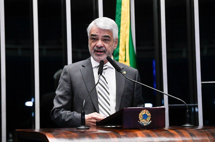 Para o relator, Humberto Costa, conscientização sobre doação de órgãos deve aumentar número de doadores - Foto: Jefferson Rudy/Agência Senado