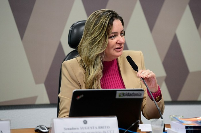 A relatora, senadora Augusta Brito (PT-CE), pediu a retirada do projeto de pauta para ajustes com o governo - Foto: Pedro França/Agência Senado