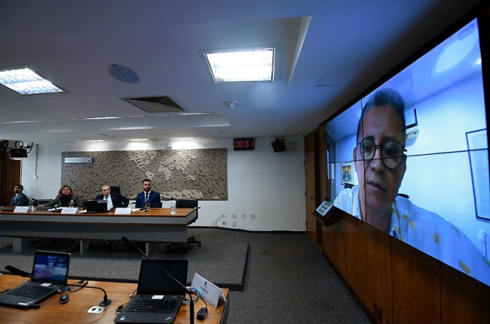 Via videoconferência, Cametá pediu que órgãos governamentais conheçam a realidade local para chegarem a projetos adequados. A Mesa foi coordenada pelo presidente da CDR, senador Marcelo Castro (centro) - Foto: Edilson Rodrigues/Agência Senado