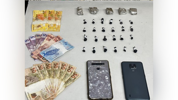 Trio é preso por tráfico de drogas no Centro de Carlos Barbosa