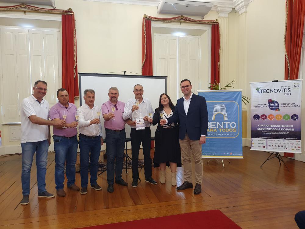 O lançamento oficial do evento foi realizada na tarde desta terça-feira, 31, no Salão Nobre da Prefeitura de Bento Gonçalves. Crédito: Renata Oliveira/NB