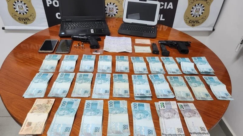 Sete pessoas são presas por praticarem golpe do bilhete premiado