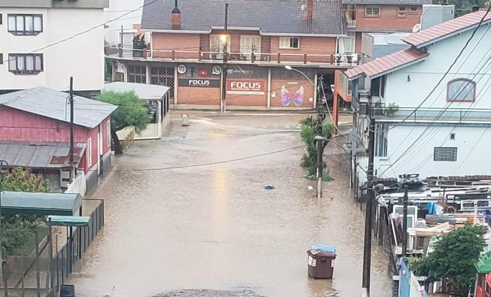 Garibaldi registra diversos estragos devido a tempestade