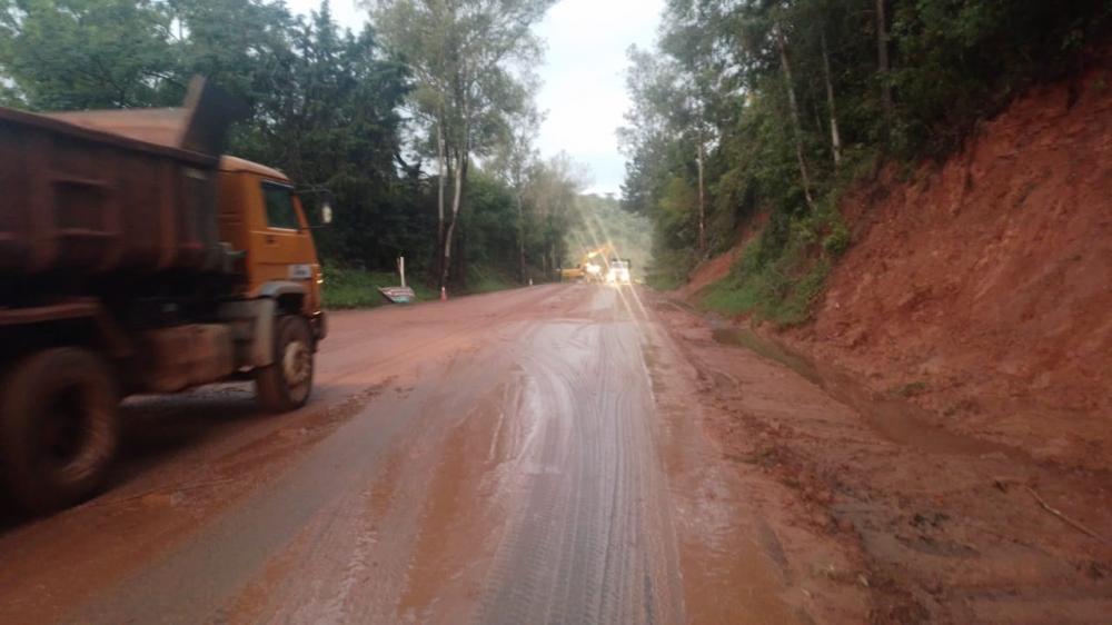 Quilômetro 82 da ERS 122, em Caxias do Sul, foi liberado ainda no sábado - Foto: CSG/Divulgação