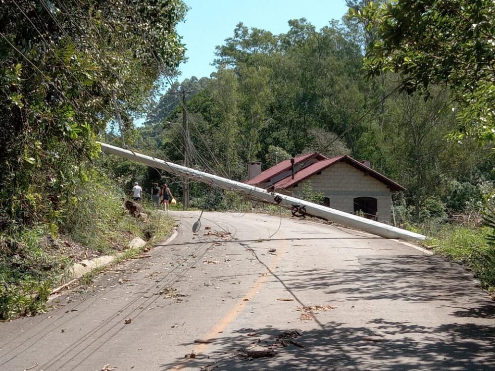 Moradores de Bento Gonçalves estão há dois dias sem energia elétrica