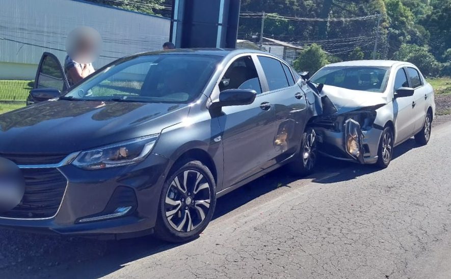 Acidente de trânsito é registrado na RSC-453, em Farroupilha