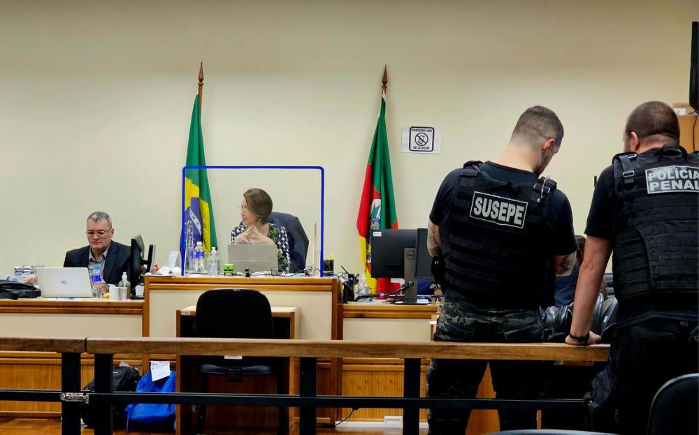 Mulher é condenada a mais de 40 anos de prisão por homicídios em Bento