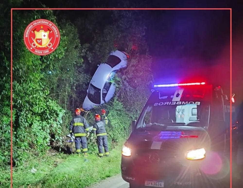 Saída de pista é registrada na RSC-453, em Garibaldi