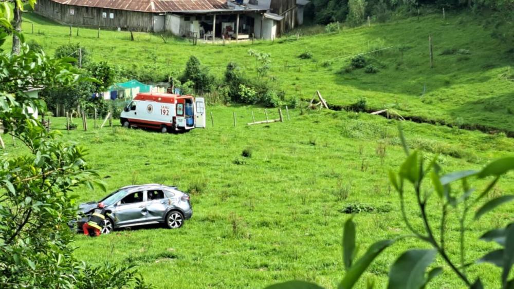 Acidente de trânsito em Garibaldi deixa motorista ferido