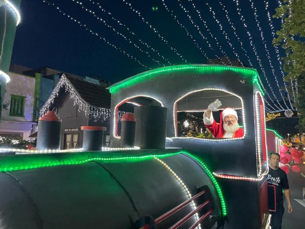 Com público abaixo do esperado, Natal Bento inicia 20 dias de atividades