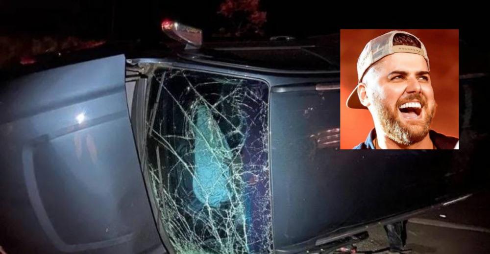 Como ficou o veículo do cantor após a colisão. Crédito: Divulgação 
