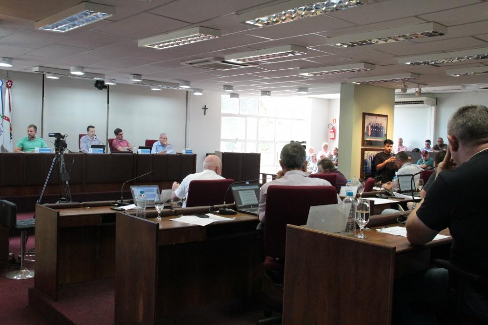 Vereadores de Bento aprovam denominações de rua e moções de aplauso