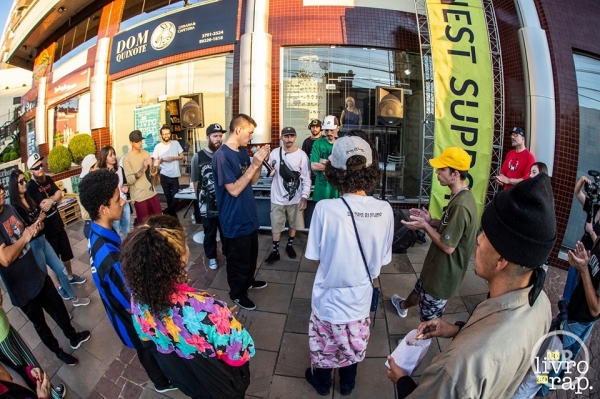 Batalha De MCs vem com proposta de incentivar os jovens à leitura