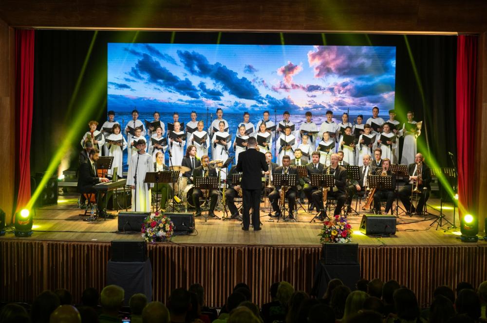 Coro Canarinhos de Bento Gonçalves comemora sucesso em 2023