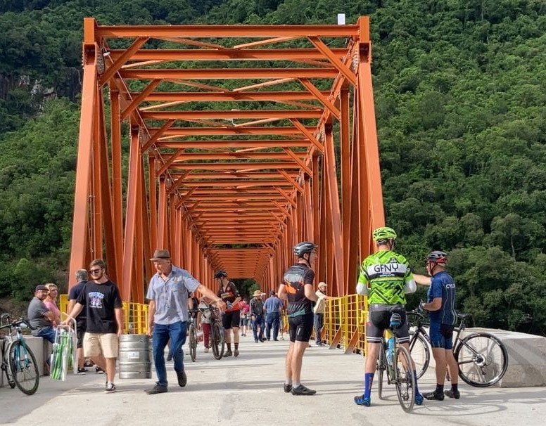 Comunidade está eufórica com o feito histórico feito em Nova Roma do Sul - Foto: Portal Leouve/Divulgação