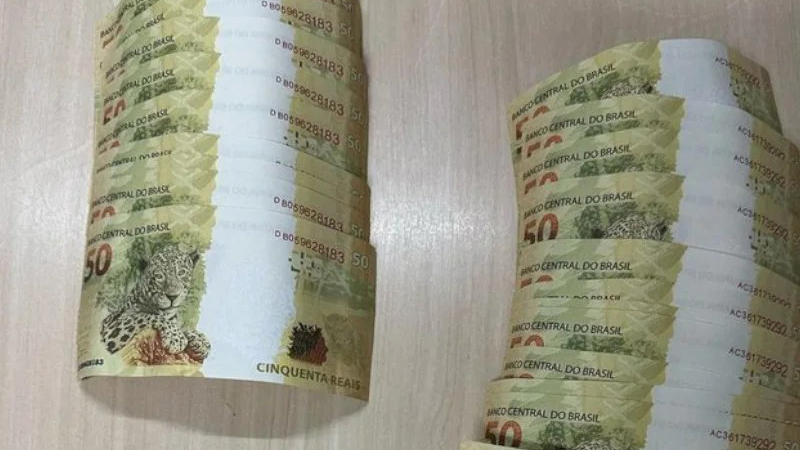 Homem é preso com R$ 2 mil em notas falsificadas