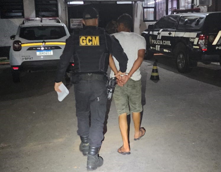 Guardas da GCM prendem foragido importunando mulheres em Bento